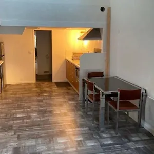 Joli Duplex En Centre De 40m2 Climatise Appartement Istres